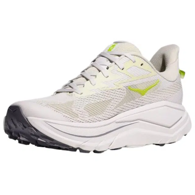 HOKA ONE ONE Challenger 8