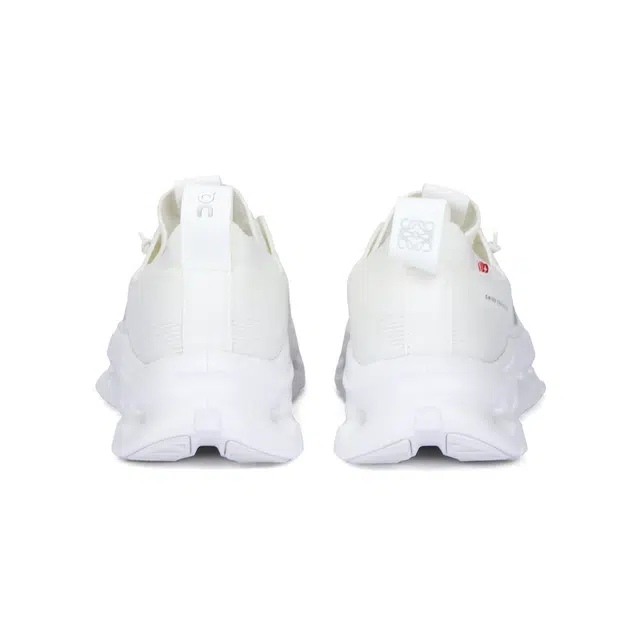 On x LOEWE CLOUDTILT