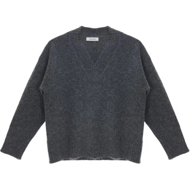 entire studios FW25 V