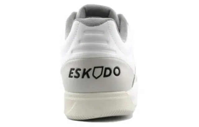 DECATHLON Eskudo Pro Leather