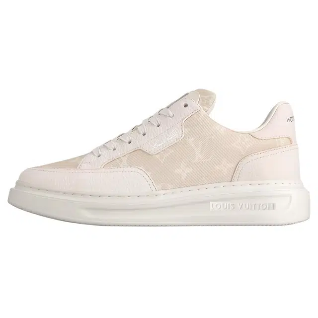 LOUIS VUITTON Beverly Hills
