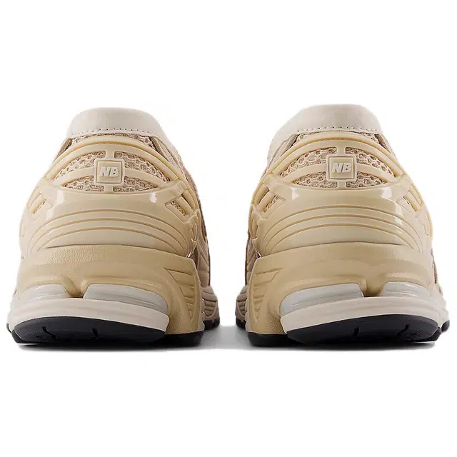 New Balance 1906L Beige