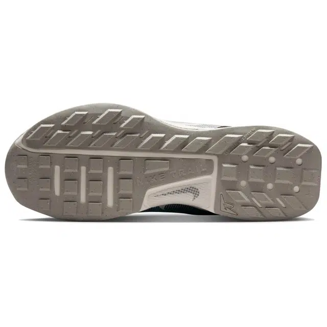 Nike Juniper Trail 3