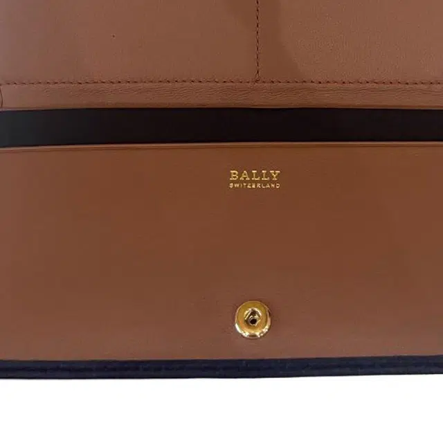 BALLY
