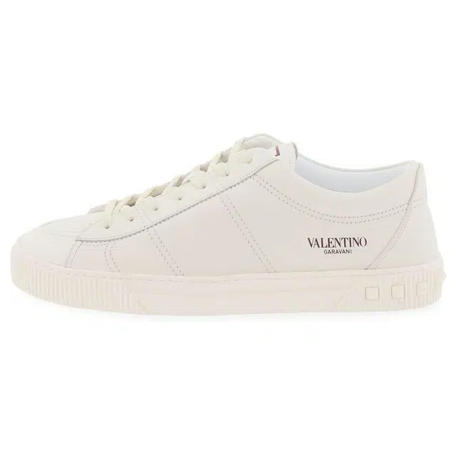Valentino Cruise