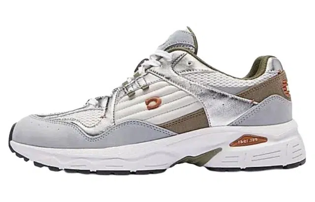 COACH Signature C301