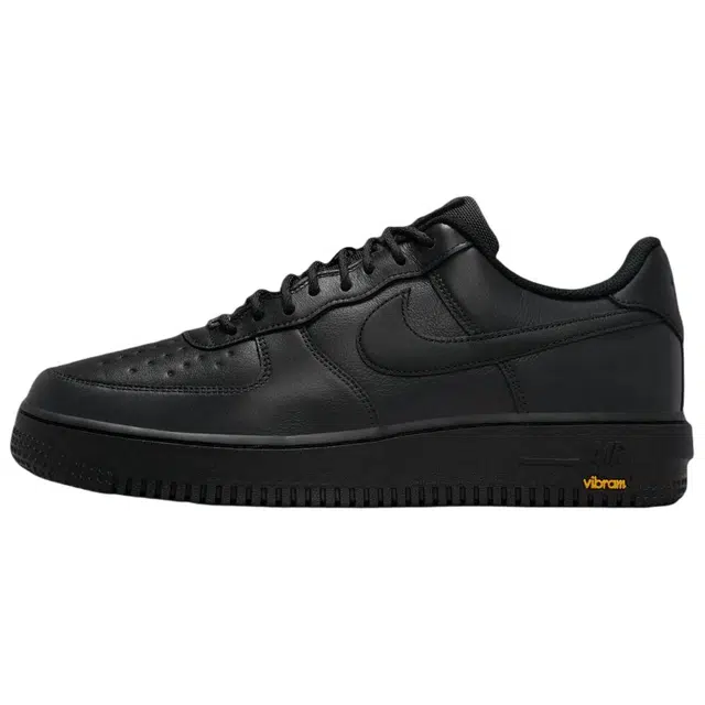 Nike Air Force 1 GTX Black