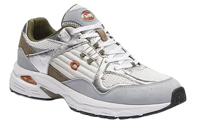 COACH Signature C301