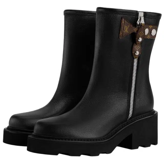 LOUIS VUITTON Beaubourg 4cm