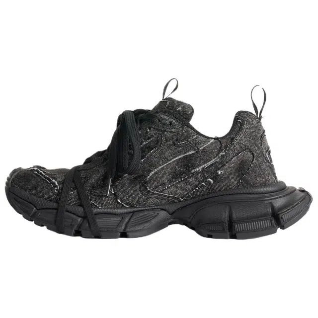 Balenciaga Triple S Black