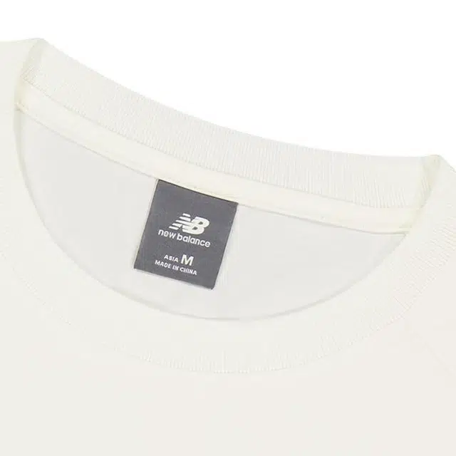 New Balance Shifted SS25 logoT