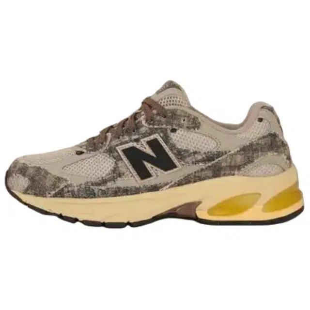 New Balance 2010 Brown