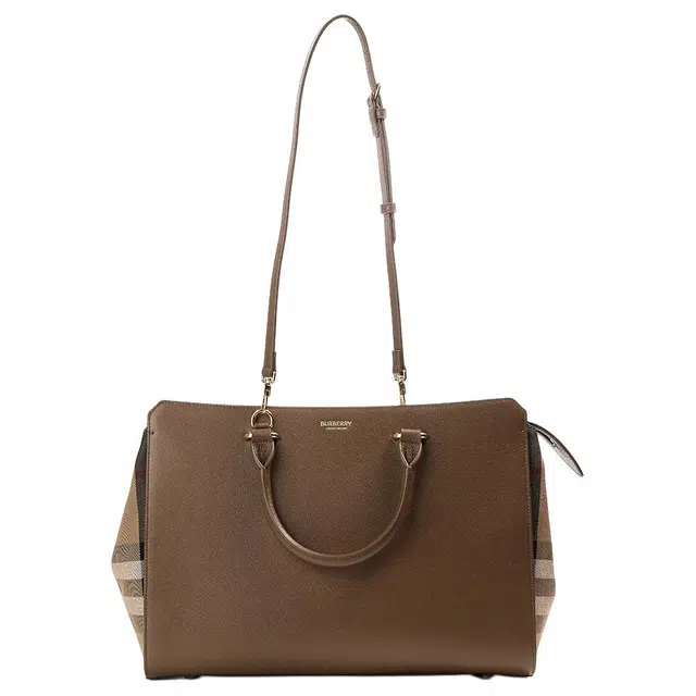 Burberry Banwell Logo