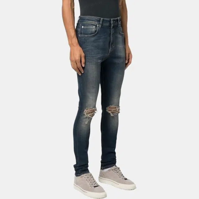 REPRESENT FW22