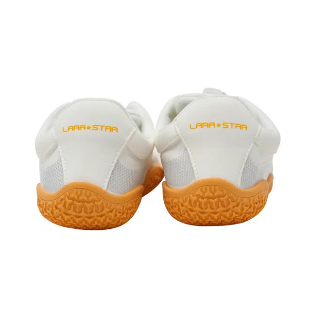 LARA STAR Five Finger Training Shoes