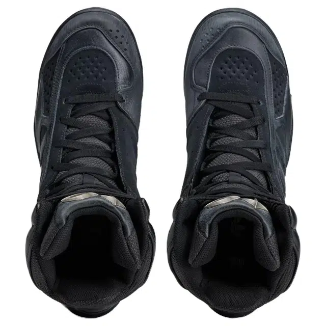 THUG CLUB x adidas GSG9