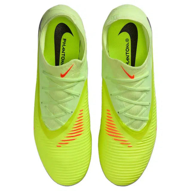 Nike Phantom 6 Pro