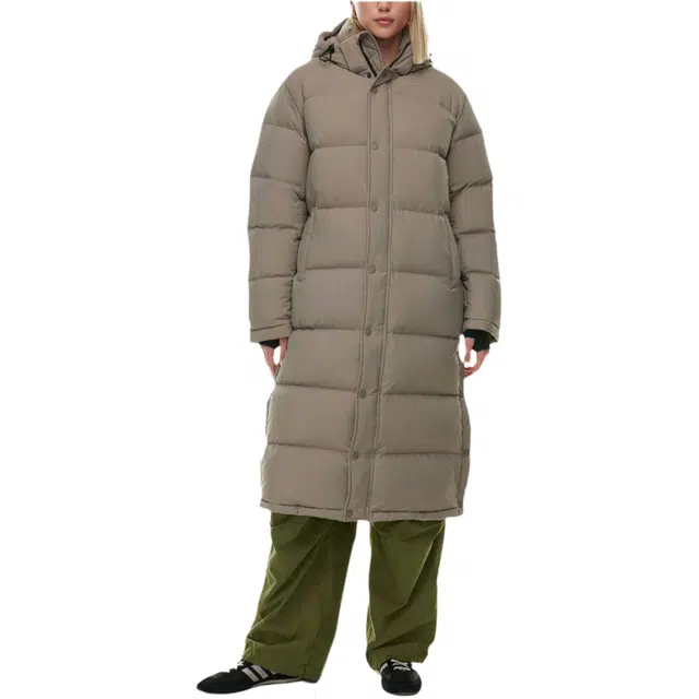 ARITZIA Super Puff Long Matte