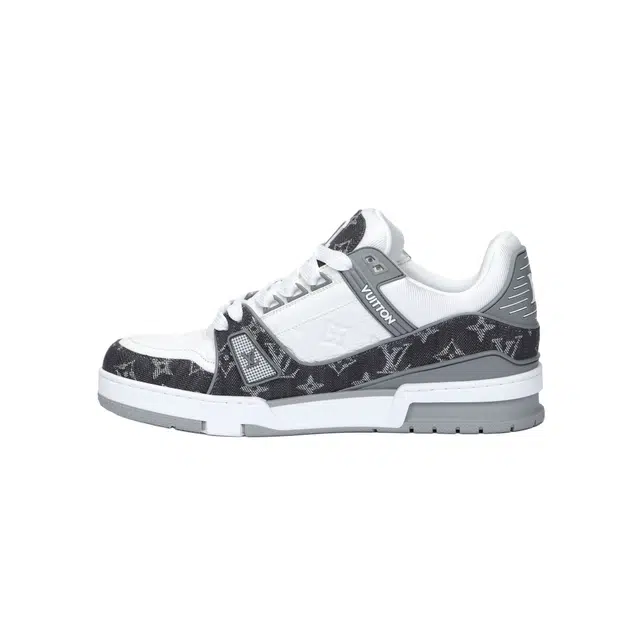 LOUIS VUITTON Trainer Grey White