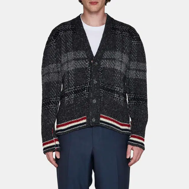 THOM BROWNE FW23 V