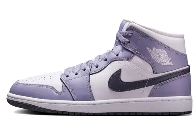 Jordan Air Jordan 1 520