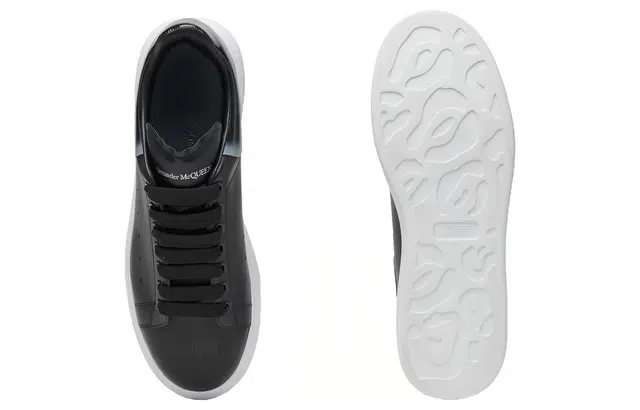 Alexander McQueen Low Top Sneakers Black