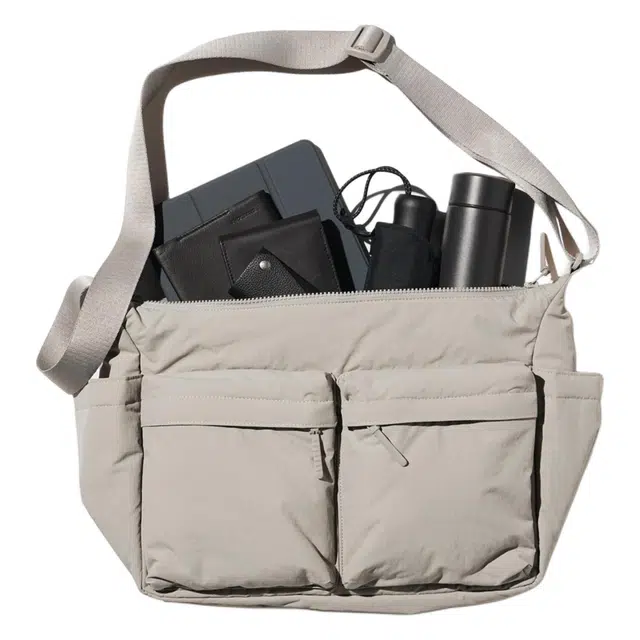 UNIQLO Multi-Pocket Nylon Shoulder Bag Beige