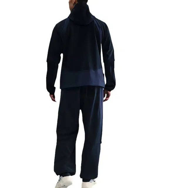 Nike Dri-Fit Tech Windrunner Swoosh