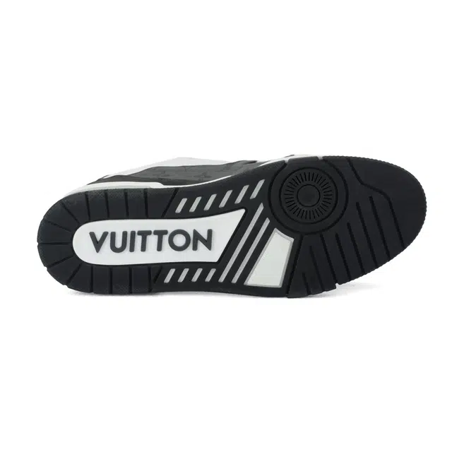 LOUIS VUITTON Trainer