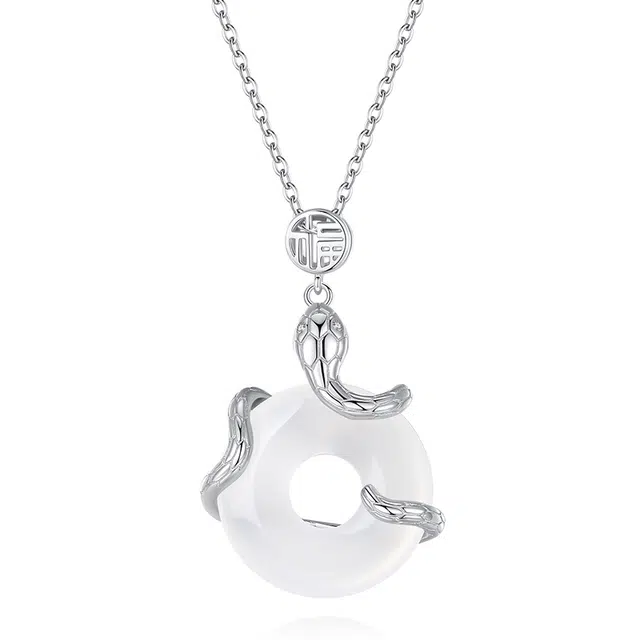 【赠手机金贴】 老庙 灵蛇平安扣 新中式清冷感高级设计森系百搭显贵气质可调节锁骨链 十二生肖蛇年本命年#好运 玉髓 项链 女款