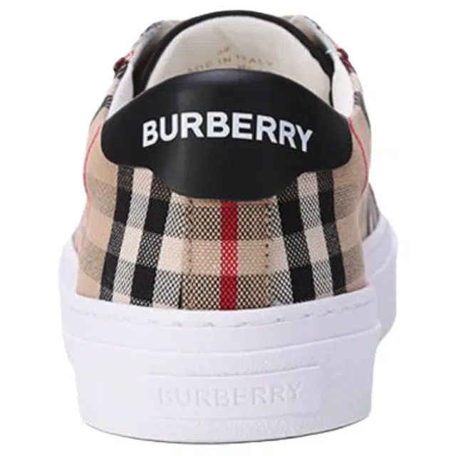 Burberry Vintage