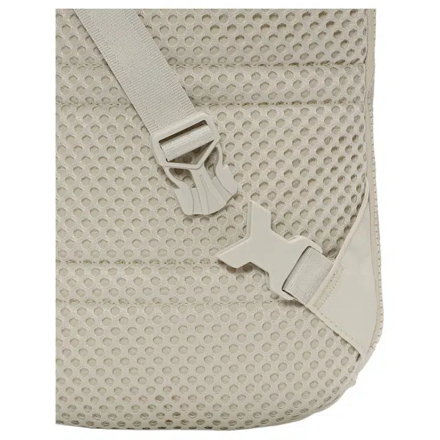 Nike Essentials Sling Beige