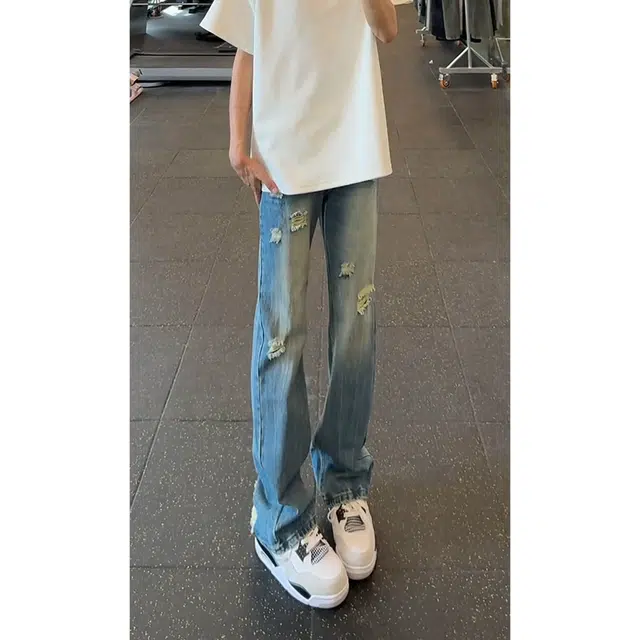 佑麟 渐变破洞款美式高街潮牌痞帅炸街裤子窄版直筒微喇裤牛仔裤 男女同款