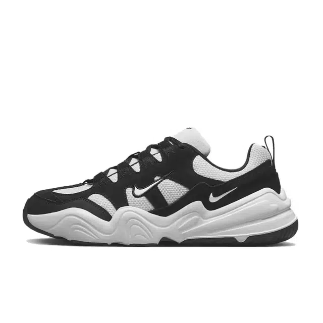 Nike Tech Hera Black White