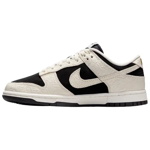 Nike Dunk Embossed Baroque