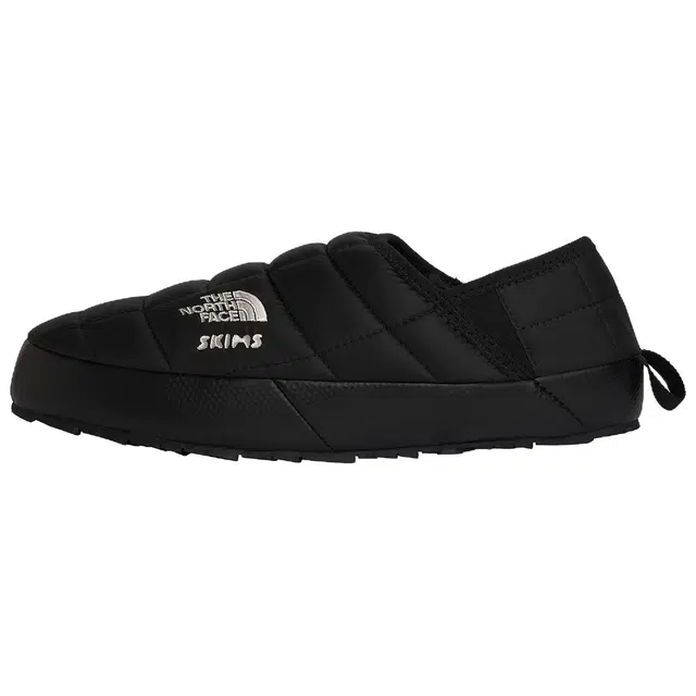 SKIMS x THE NORTH FACE Thermoball Traction V Mules