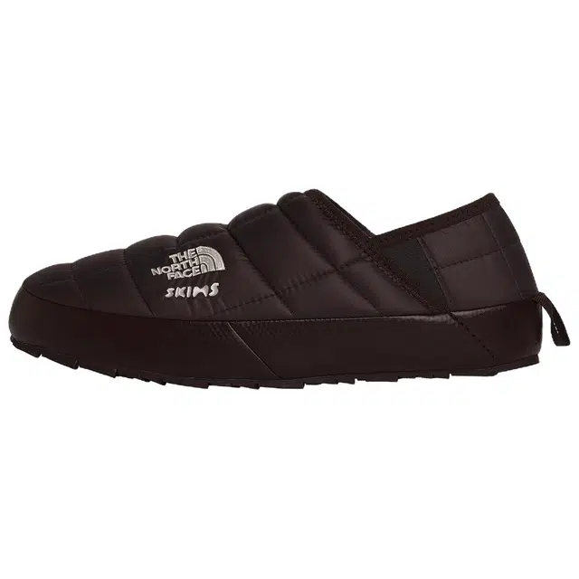 SKIMS x THE NORTH FACE Thermoball Traction V Mules