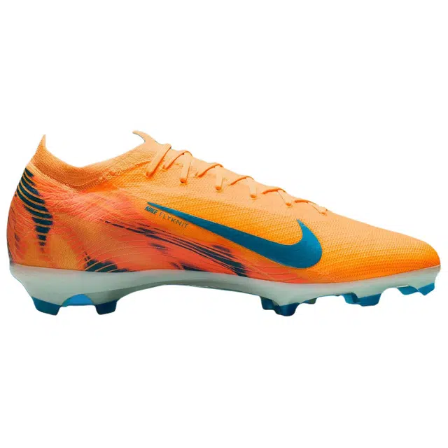 Kylian Mbapp x Nike Mercurial Vapor 16 Pro
