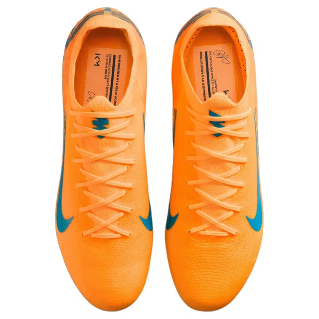 Kylian Mbapp x Nike Mercurial Vapor 16 Pro