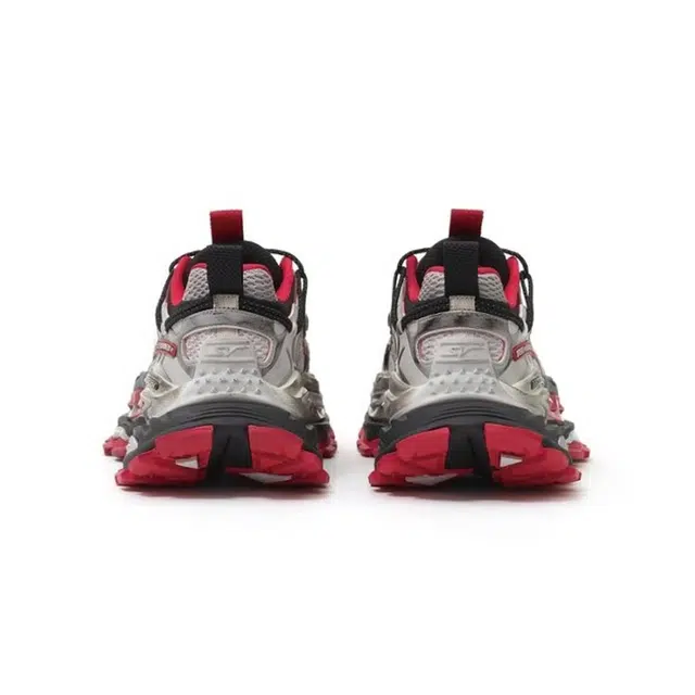 ANTA SNEAKERVERSE StrataVerse