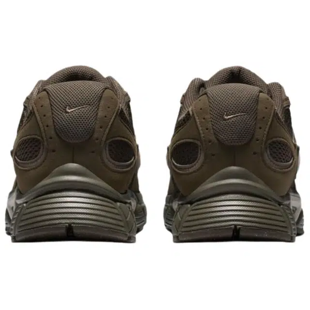 Nike V5 RNR Brown