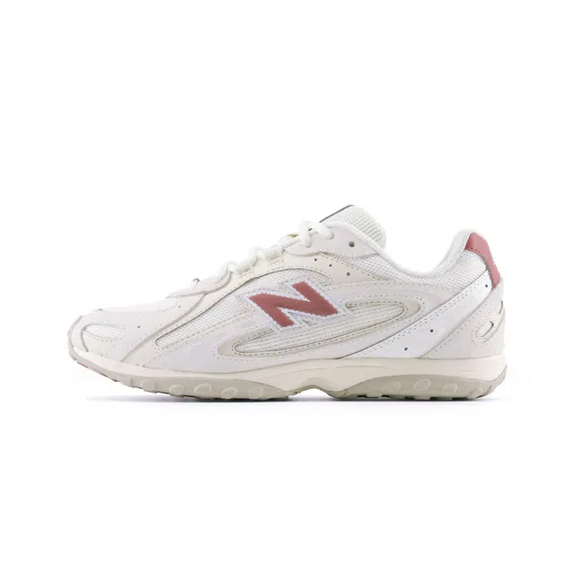 New Balance 204L