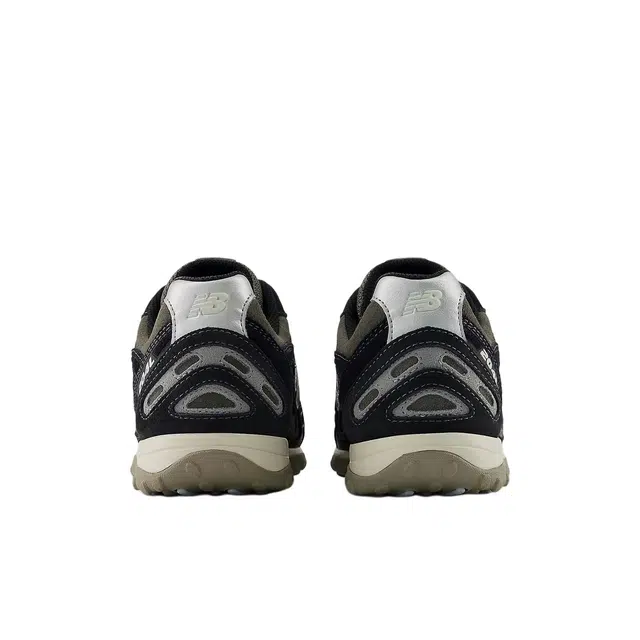 New Balance 204L Gray