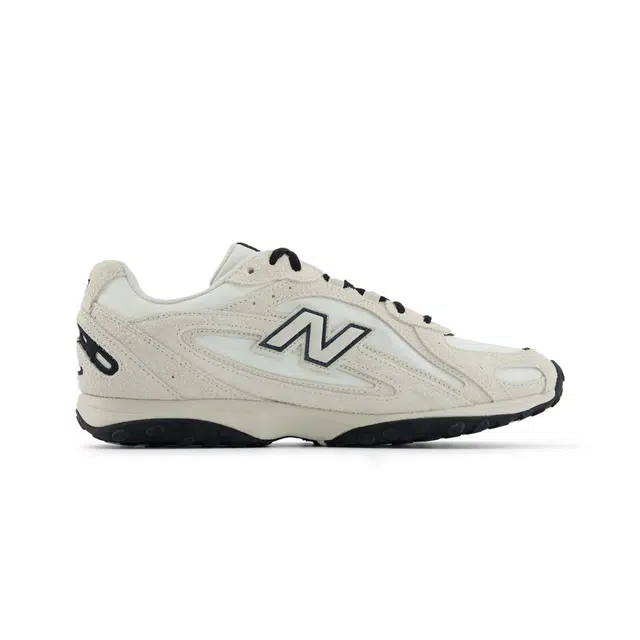 New Balance 204L Designed by THE BEAST