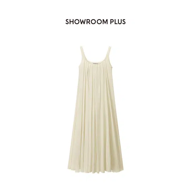 showroom plus