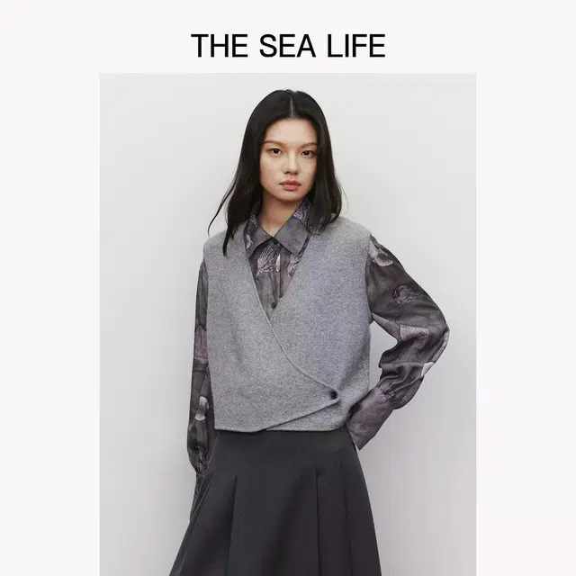 THE SEA LIFE V