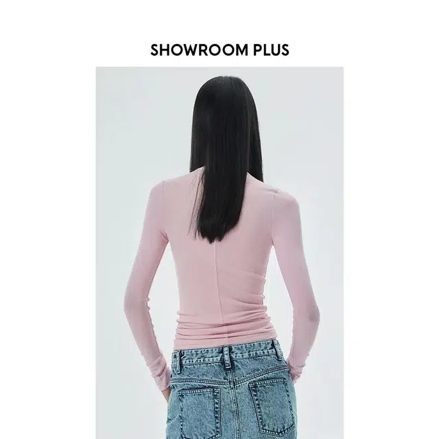showroom plus T