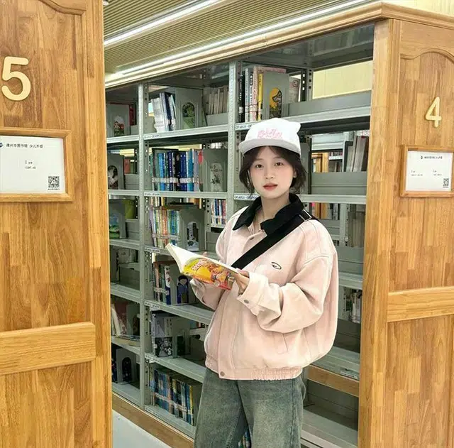 轻迎 美式甜美设计感棒球服外套宽松短款夹克 女款