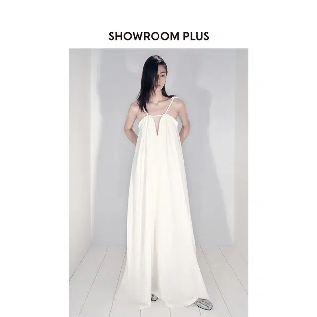 showroom plus