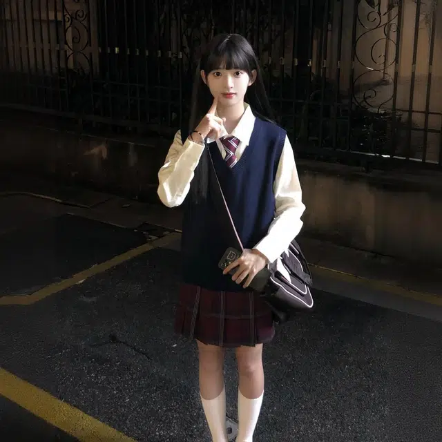 轻迎 格子宽松适中翻领长袖裙装套装 女款